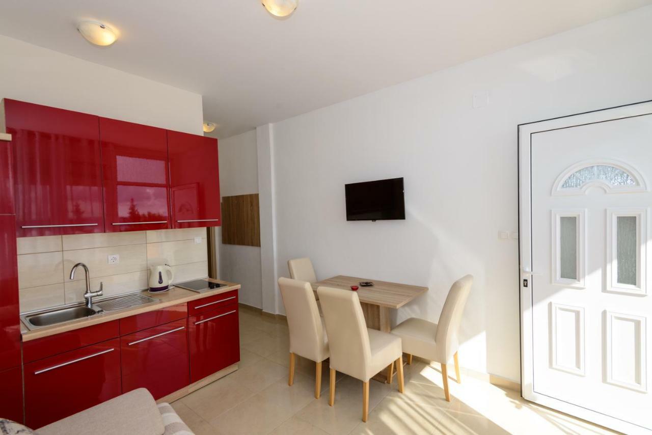 Apartments Maris Стариград-Пакленица Екстериор снимка