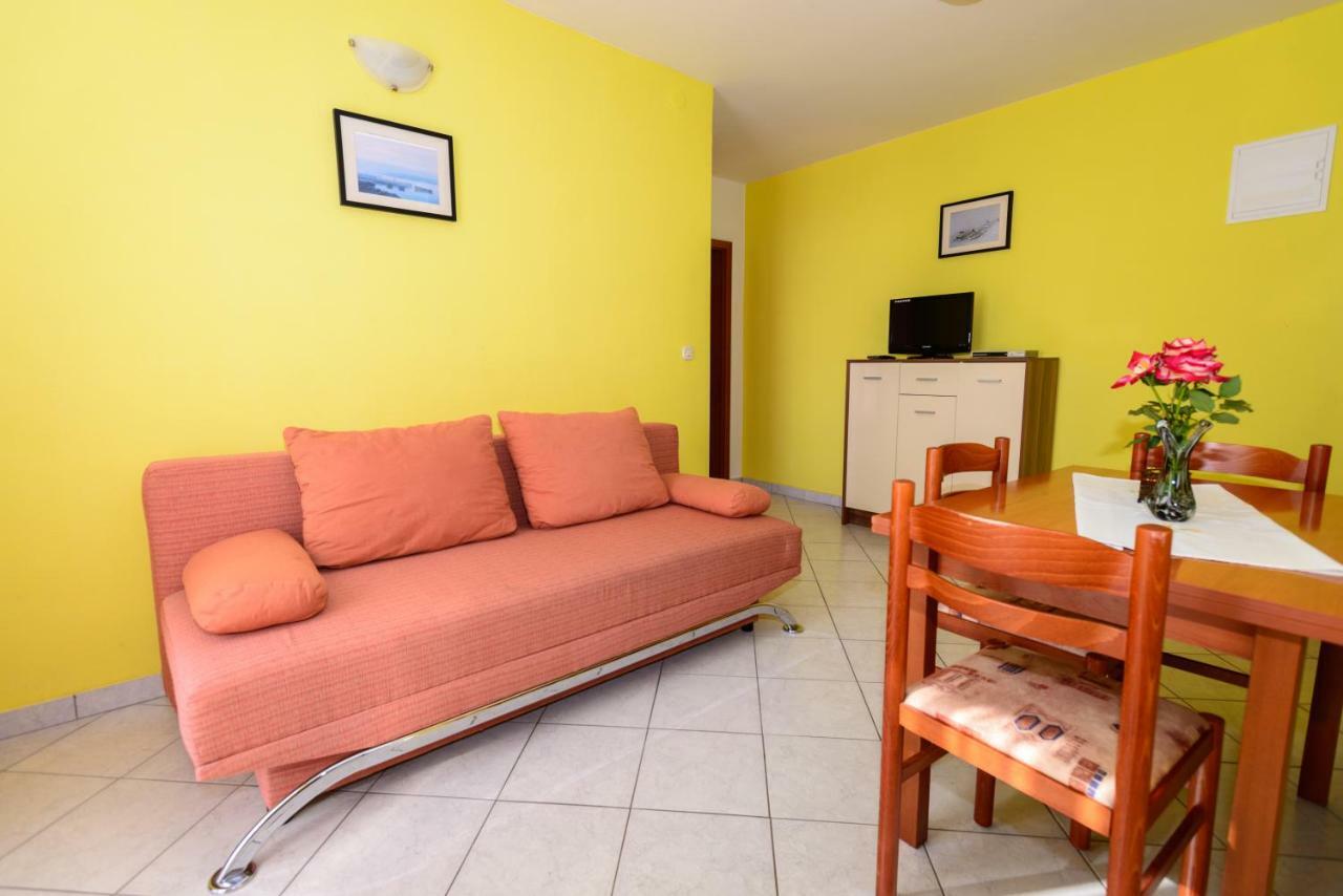 Apartments Maris Стариград-Пакленица Екстериор снимка